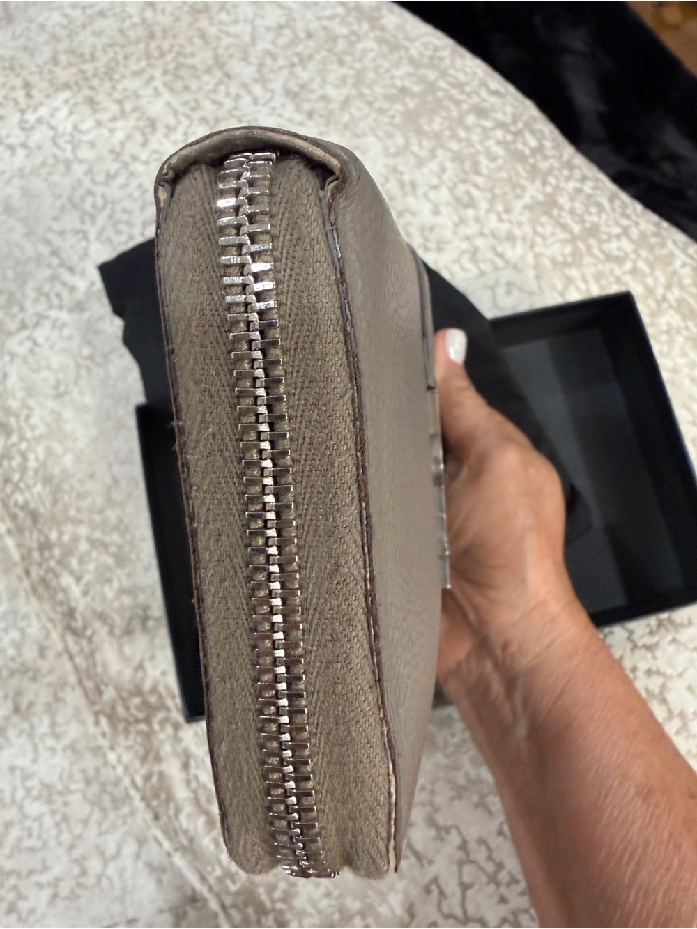 Saint Laurent Grey Pebbled Leather Continental Wallet with Silver YSL - Picture 2 of 7